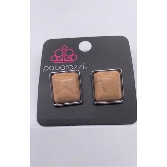 Eco Elegance- Brown Post Earrings
Item 162 - Picture 1 of 4